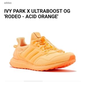 Adidas Sneakers